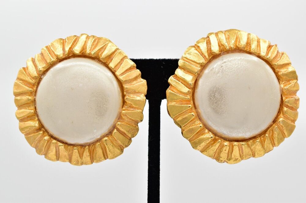 POGGI Paris Vintage Clip On Earrings Brushed Gold Faux Pearl Chunky Signed BinAE